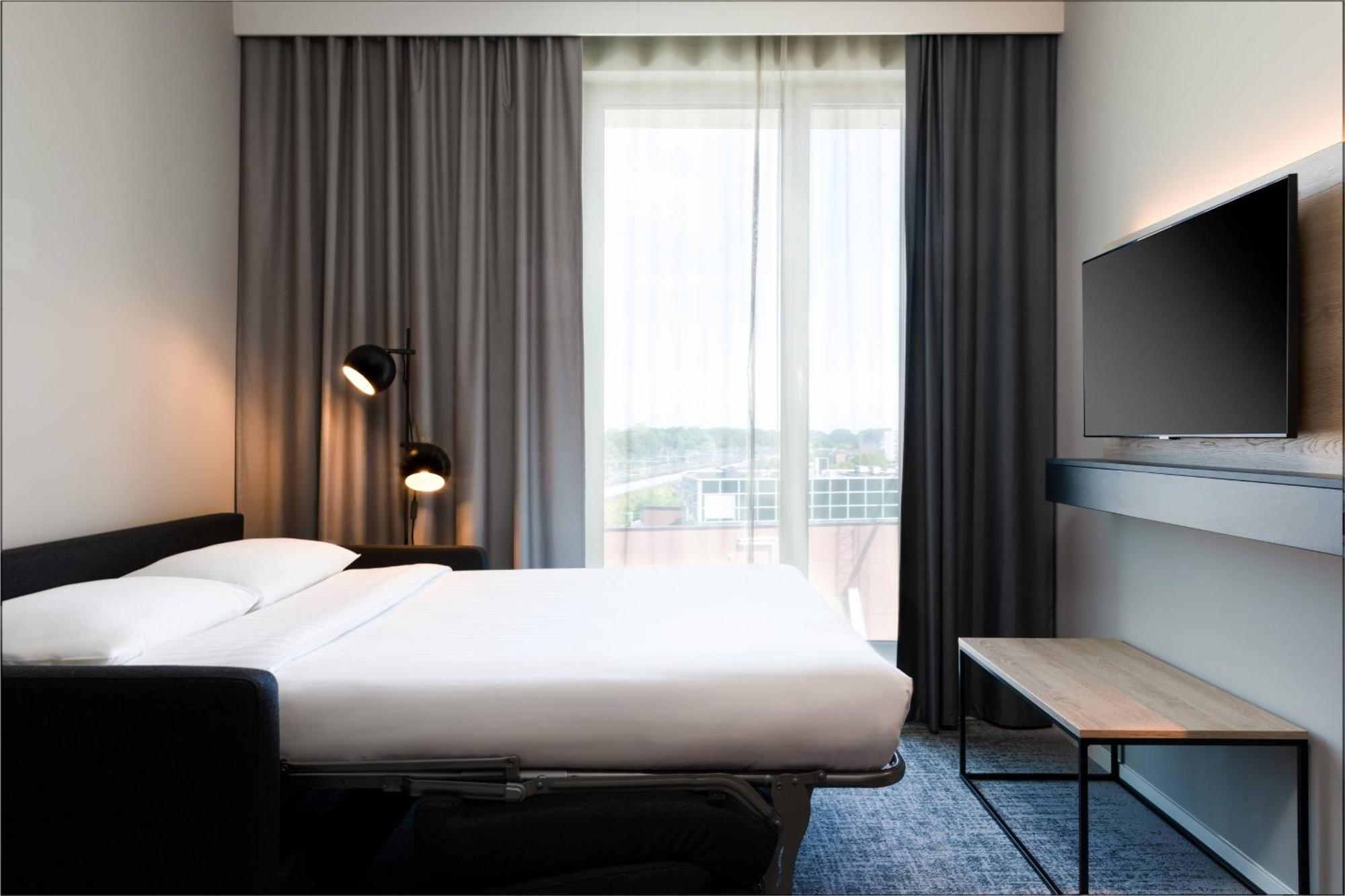 Moxy Utrecht Hotell Eksteriør bilde