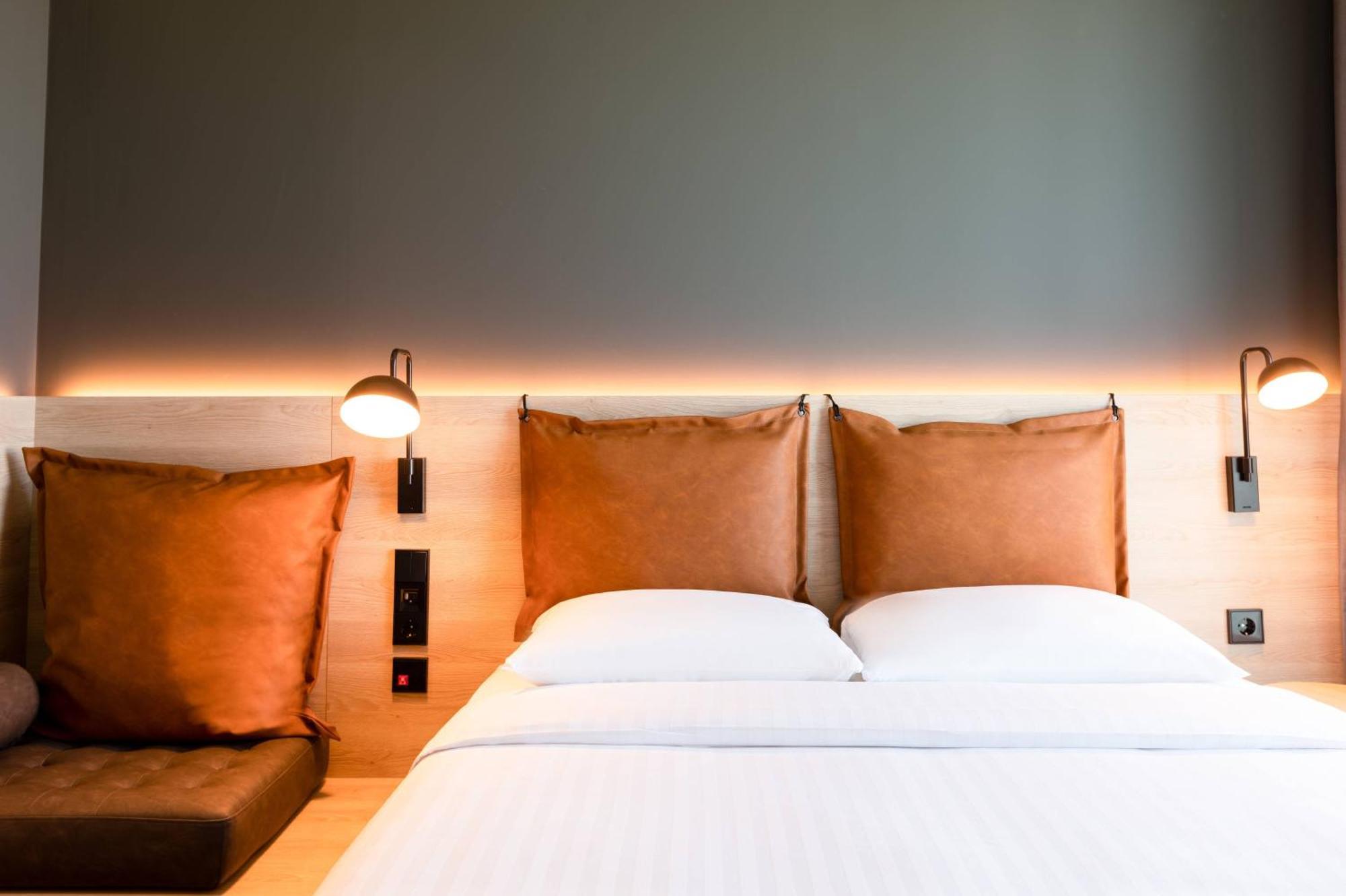 Moxy Utrecht Hotell Eksteriør bilde