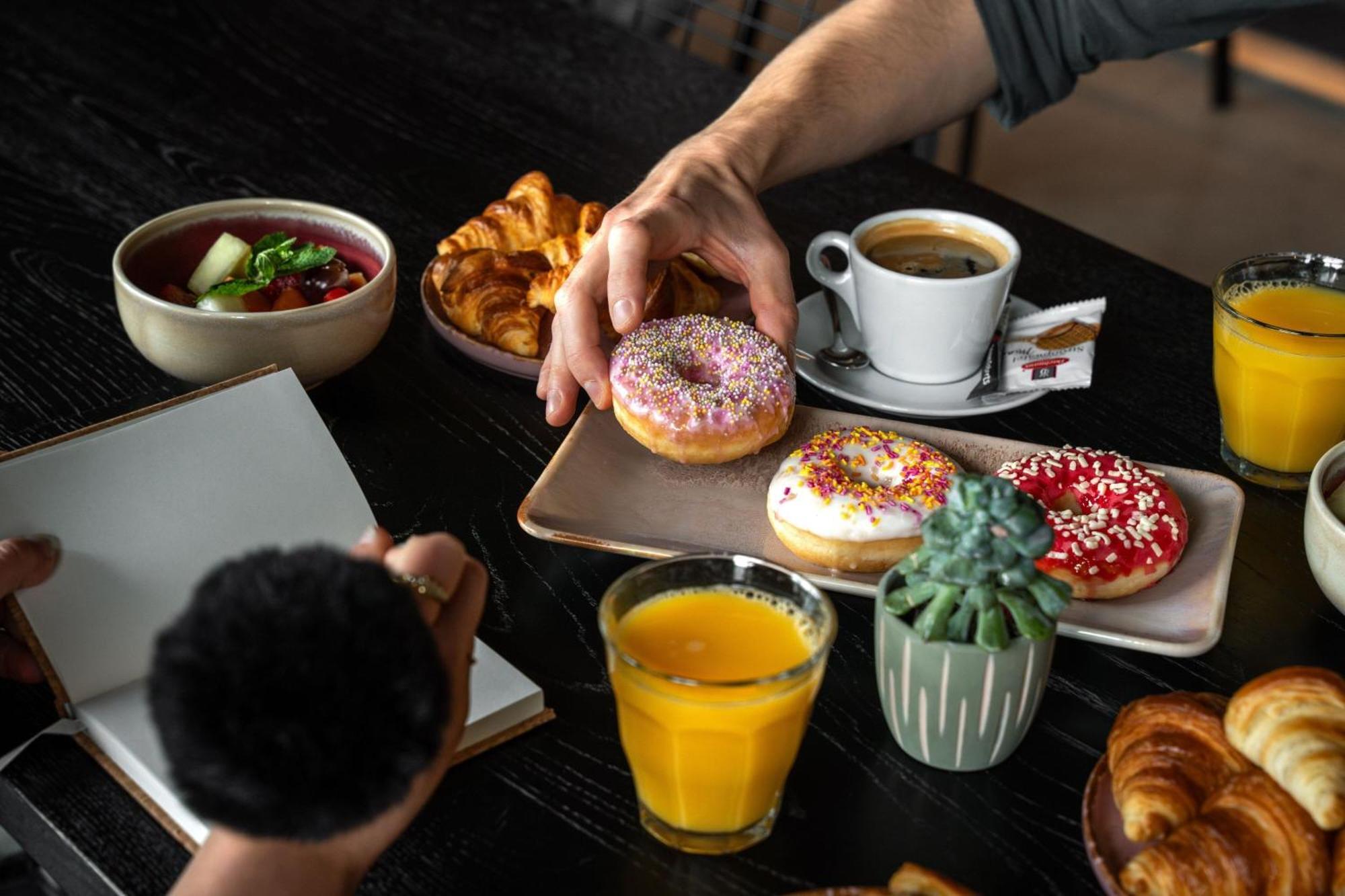 Moxy Utrecht Hotell Eksteriør bilde