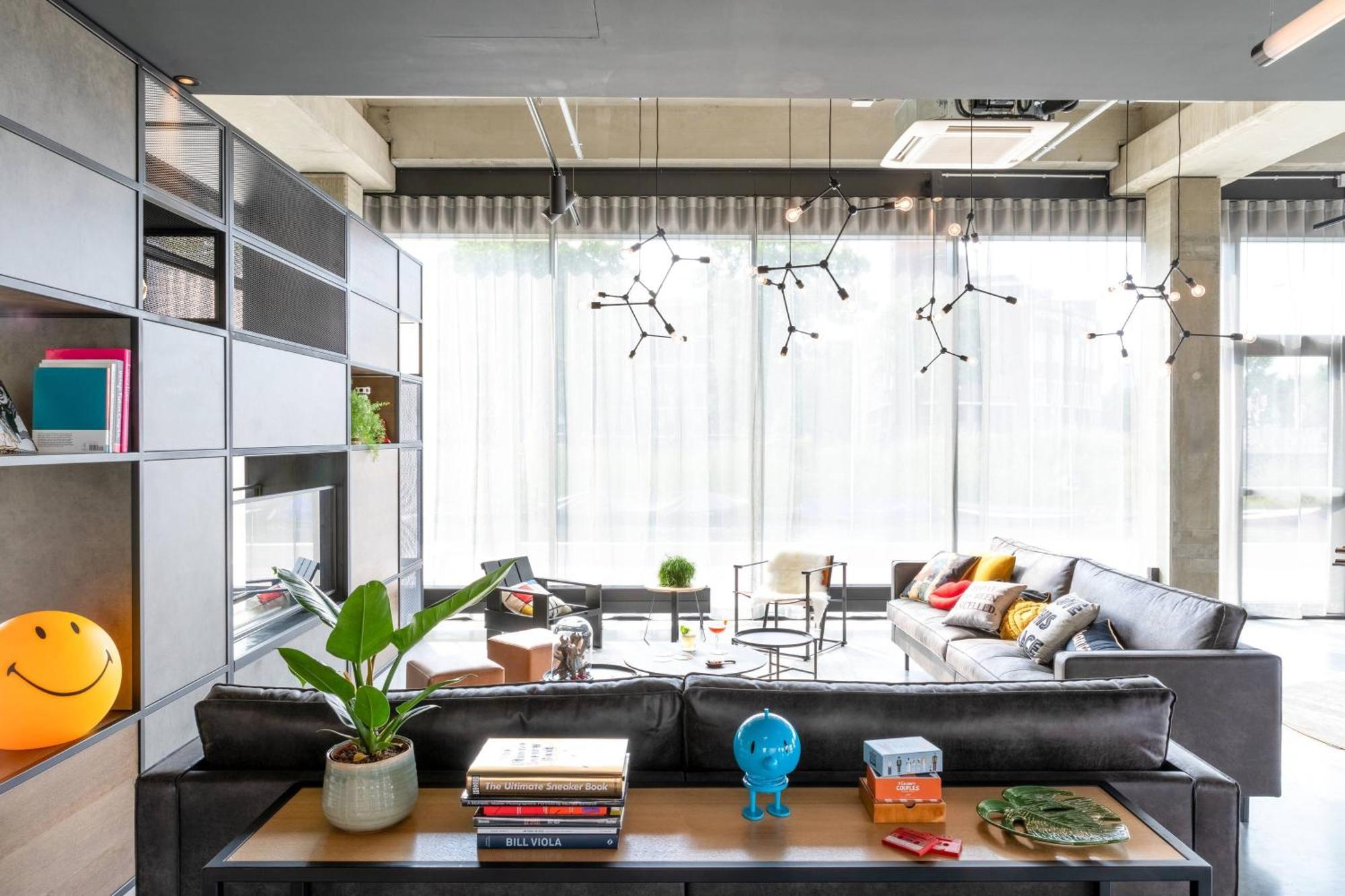 Moxy Utrecht Hotell Eksteriør bilde