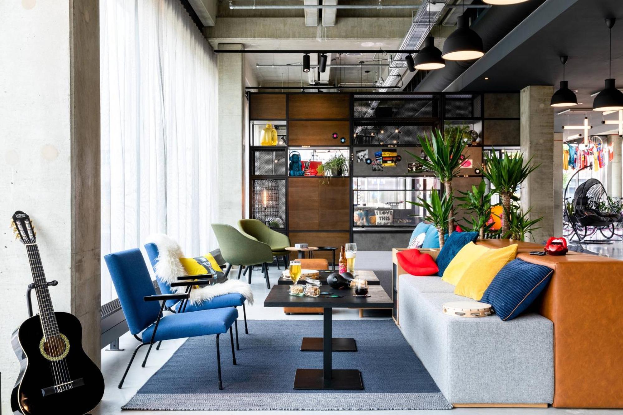 Moxy Utrecht Hotell Eksteriør bilde