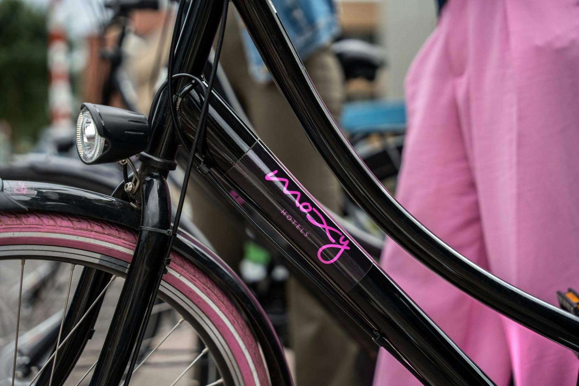 Moxy Utrecht Hotell Eksteriør bilde